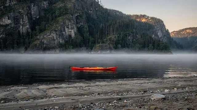 Kayaking Lake Wakatipu