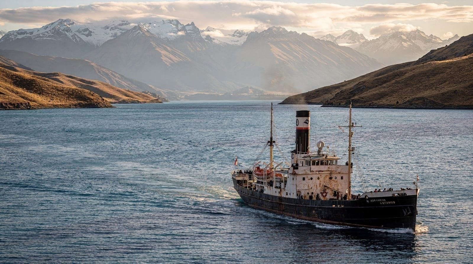Cruzeiros no lago Wakatipu: todas as formas de ir para a água